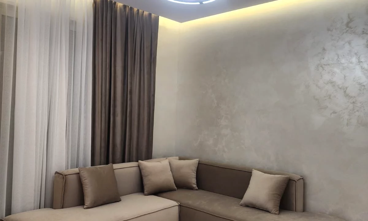 Shtepi me qera Apartament ne Tirane, 1+1, Mobilimi E mobiluar, Pagesa 600  Euro.