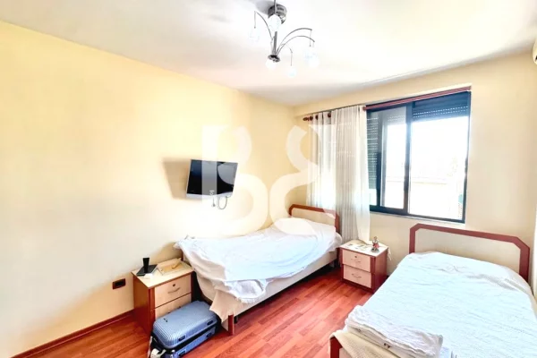 Shtepi me qera Apartament ne Tirane, 2+1, Mobilimi E mobiluar, Pagesa 70,000  Leke.