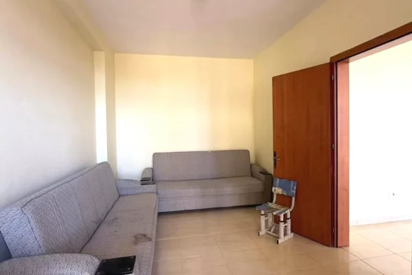 House for Sale Apartment in Tirana, 2+1, Furniture Furnished, Payment 160,000  Euro.