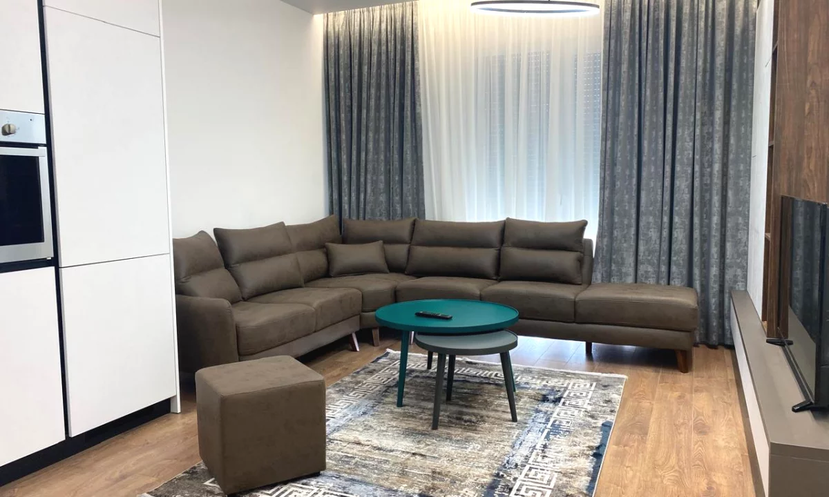 Shtepi me qera Apartament ne Tirane, 1+1, Mobilimi E mobiluar, Pagesa 65,000  Leke.