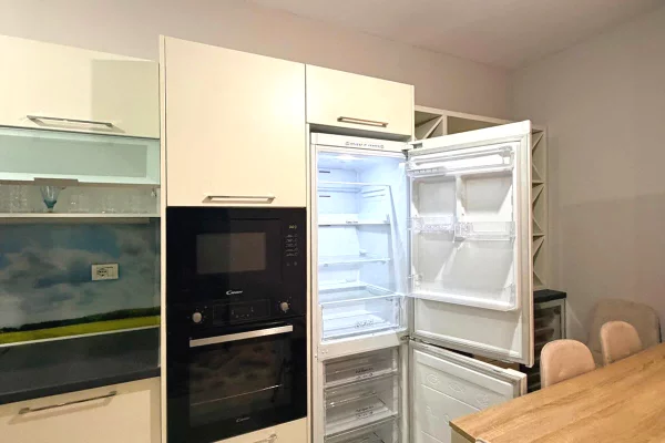 Shtepi me qera Apartament ne Tirane, 2+1, Mobilimi E mobiluar, Pagesa 49,000  Leke.
