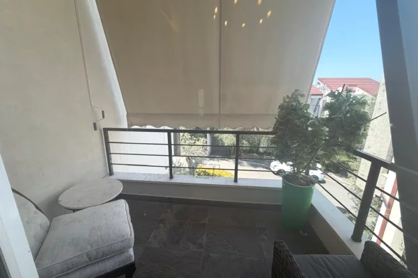Shtepi me qera Vila Luksoze ne Tirane, 4+1, Mobilimi E mobiluar, Pagesa 3,000  Euro.