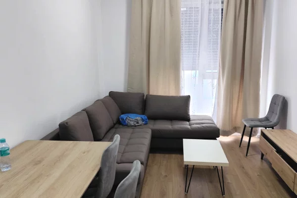 APARTAMENT 1+1 PËR QERA – REZIDENCA OXA, FRESK ✨