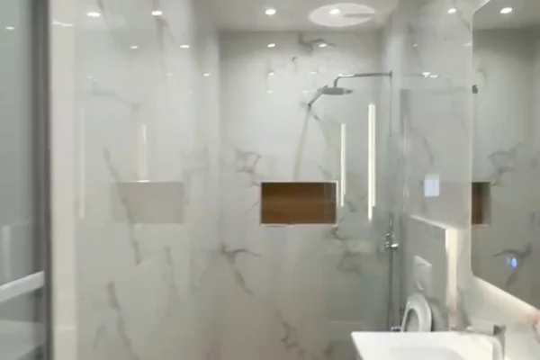 House for Sale Apartment in Tirana, 2+1, Furniture Furnished, Payment 168,000  Euro.