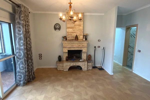 House for Sale Apartment in Tirana, 2+1, Furniture Furnished, Payment 165,000  Euro.