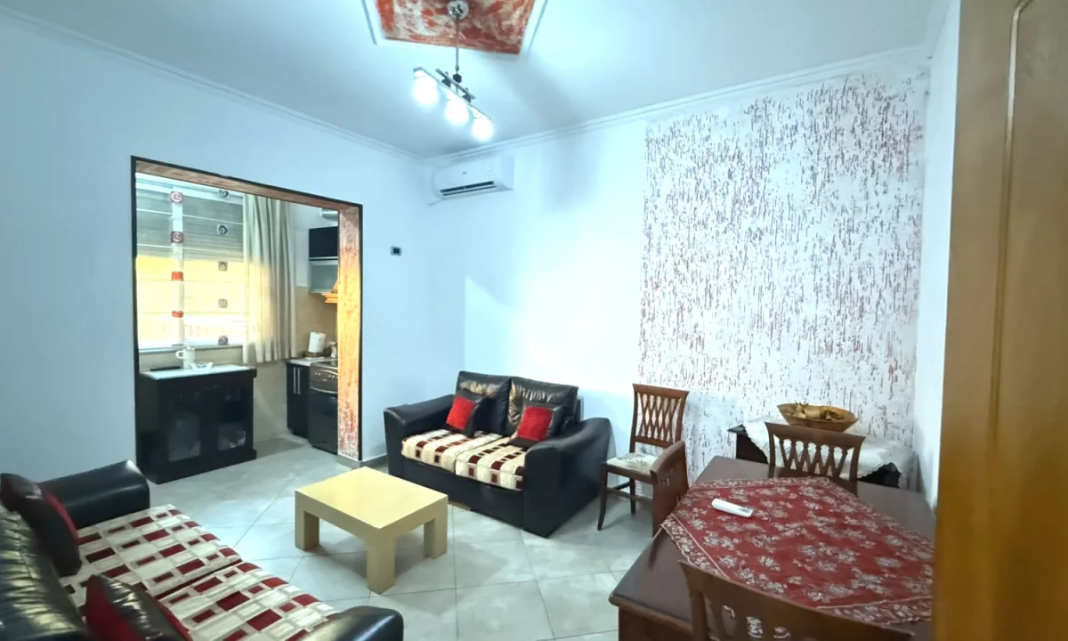 Shtepi me qera Apartament ne Tirane, 2+1, Mobilimi E mobiluar, Pagesa 60,000  Leke.
