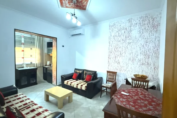 Jepet me qera apartament 2+1 te 21 dhjetori
