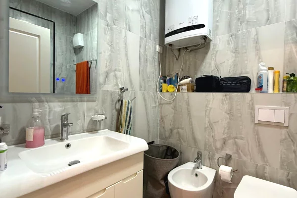 Shtepi me qera Apartament ne Tirane, 1+1, Mobilimi E mobiluar, Pagesa 600  Euro.