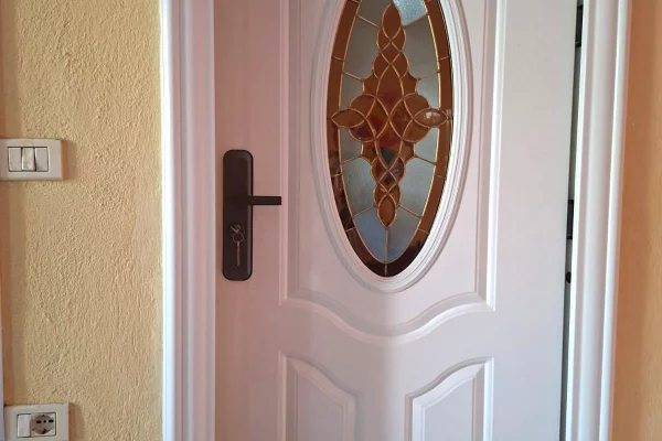 Jepet me Qera Apartament 2+1 në Komunën e Parisit