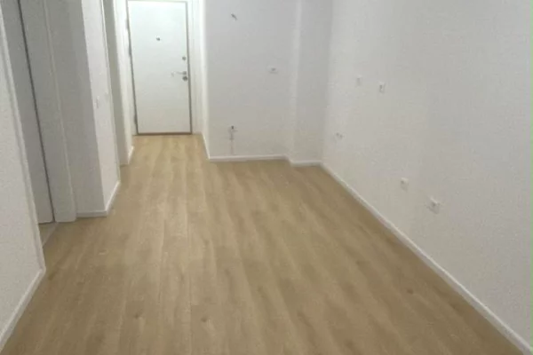 Jepet me qera apartament 1+1 ne Ali Dem.