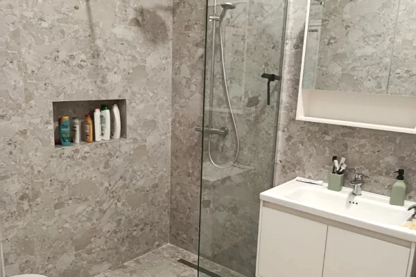 Shtepi me qera Apartament ne Tirane, 1+1, Mobilimi E mobiluar, Pagesa 55,000  Leke.