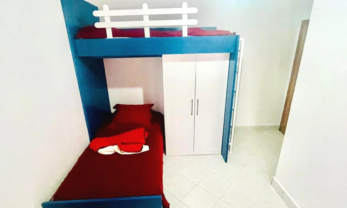 Shtepi me qera Apartament ne Tirane, Garsoniere, Mobilimi E mobiluar, Pagesa 28,000  Leke.