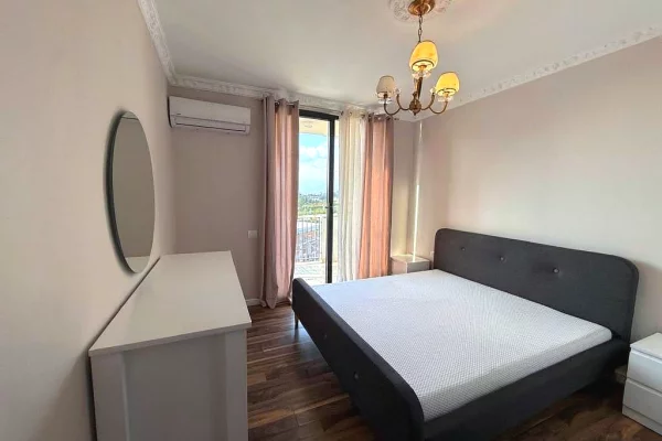 Shtepi ne shitje Apartament ne Tirane, 2+1, Mobilimi E mobiluar, Pagesa 300,000  Euro.