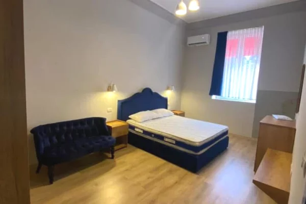 Shtepi me qera Apartament ne Tirane, 2+1, Mobilimi E mobiluar, Pagesa 70,000  Leke.