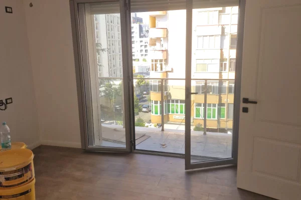 Shiten 2 apartamente 1+1 te 21 dhjetori