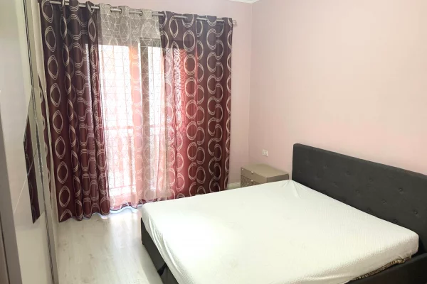 Shtepi me qera Apartament ne Tirane, 1+1, Mobilimi E mobiluar, Pagesa 600  Euro.