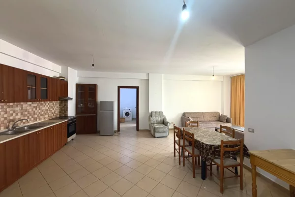 Shtepi ne shitje Apartament ne Tirane, 2+1, Mobilimi E mobiluar, Pagesa 145,000  Euro.
