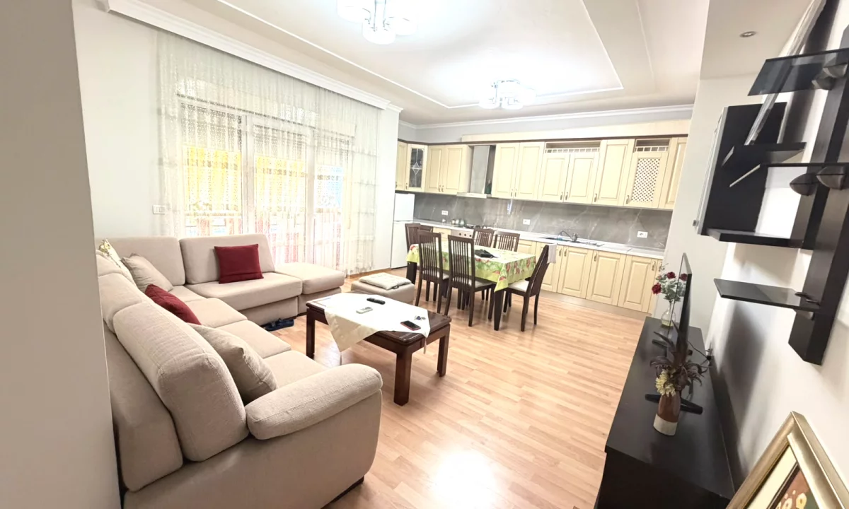 Shtepi me qera Apartament ne Tirane, 2+1, Mobilimi E mobiluar, Pagesa 65,000  Leke.
