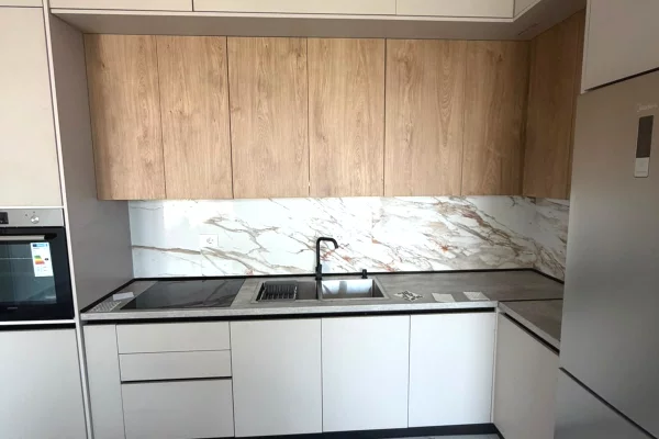 Shtepi me qera Apartament ne Tirane, 1+1, Mobilimi E mobiluar, Pagesa 55,000  Leke.