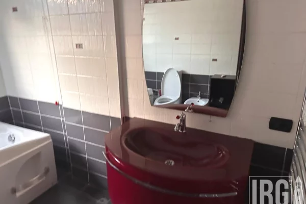 Shtepi me qera Apartament ne Tirane, 1+1, Mobilimi E mobiluar, Pagesa 45,000  Leke.