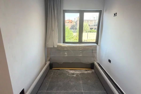 Shtepi me qera Apartament ne Tirane, Garsoniere, Mobilimi E mobiluar, Pagesa 40,000  Leke.
