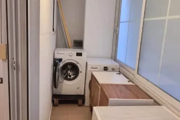 Shtepi me qera Apartament ne Tirane, 2+1, Mobilimi E mobiluar, Pagesa 80,000  Leke.