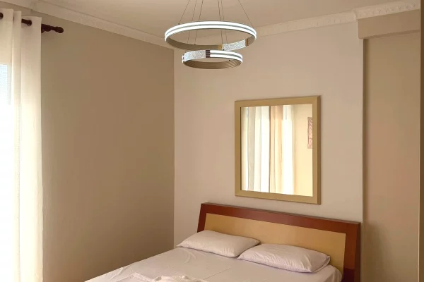 Shtepi me qera Apartament ne Tirane, 2+1, Mobilimi E mobiluar, Pagesa 750  Euro.