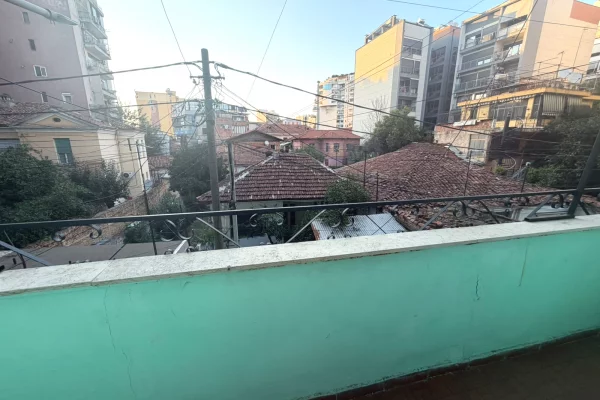 Shtepi me qera Apartament ne Tirane, 2+1, Mobilimi E mobiluar, Pagesa 60,000  Leke.