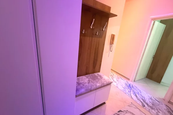 Shtepi me qera Apartament ne Tirane, 2+1, Mobilimi E mobiluar, Pagesa 60,000  Leke.