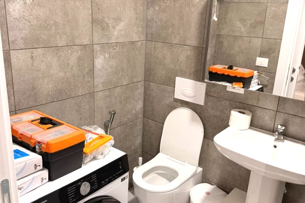 Shtepi me qera Apartament ne Tirane, 2+1, Mobilimi E mobiluar, Pagesa 65,000  Leke.