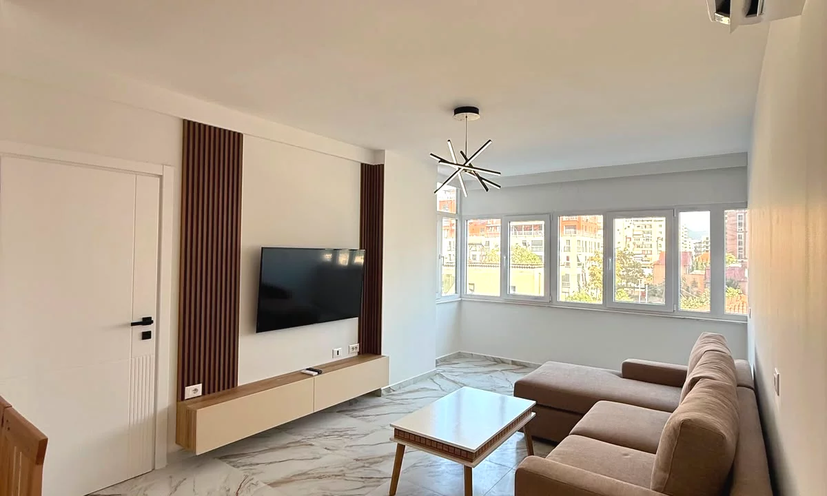 Shtepi me qera Apartament ne Tirane, 2+1, Mobilimi E mobiluar, Pagesa 65,000  Leke.