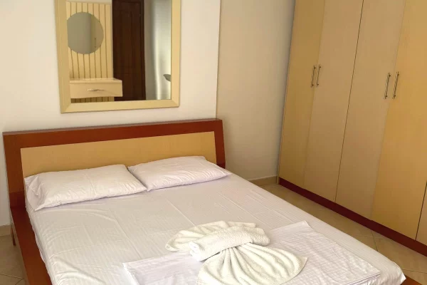Shtepi me qera Apartament ne Tirane, 2+1, Mobilimi E mobiluar, Pagesa 750  Euro.