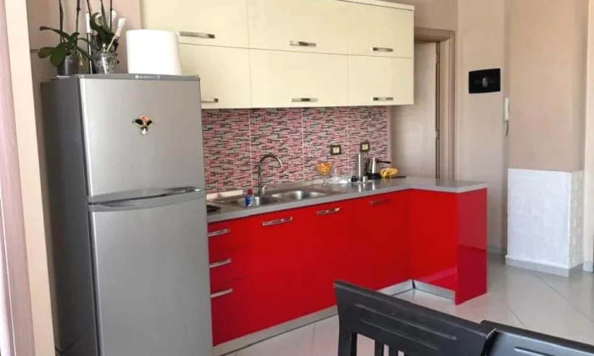 Shtepi me qera Apartament ne Tirane, 2+1, Mobilimi E mobiluar, Pagesa 60,000  Leke.