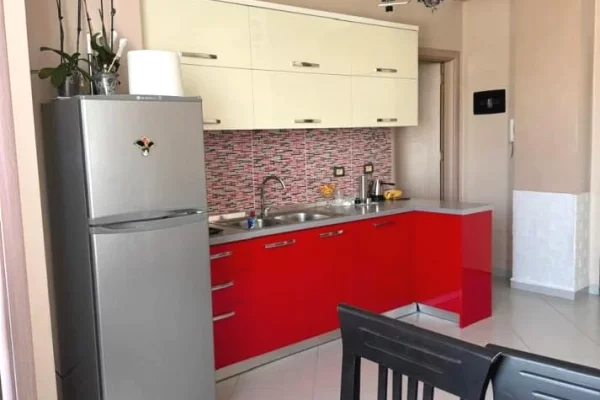 Shtepi me qera 2+1 ne Tirane - 60,000 Leke