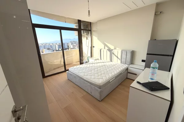 Shtepi me qera Apartament ne Tirane, 2+1, Mobilimi E mobiluar, Pagesa 80,000  Leke.