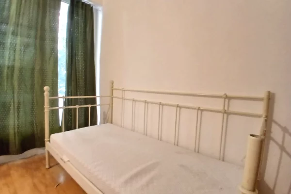 Shtepi me qera Apartament ne Tirane, 2+1, Mobilimi E mobiluar, Pagesa 55,000  Leke.