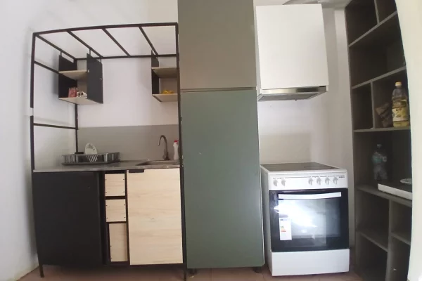 Shtepi me qera Apartament ne Tirane, 2+1, Mobilimi E mobiluar, Pagesa 55,000  Leke.