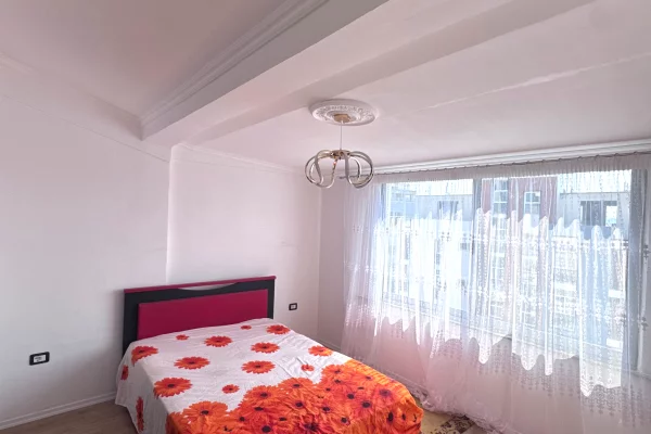Shtepi ne shitje Apartament ne Tirane, 1+1, Mobilimi E mobiluar, Pagesa 6,500,000  Leke.