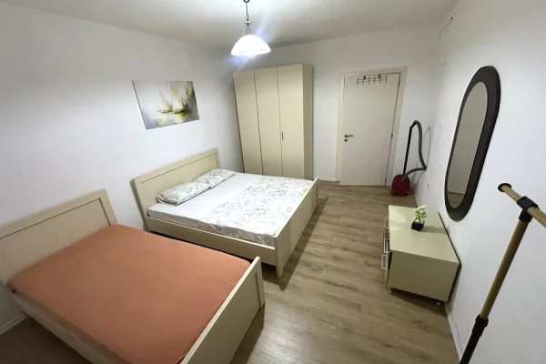 Shtepi me qera Apartament ne Tirane, 1+1, Mobilimi E mobiluar, Pagesa 50,000  Leke.