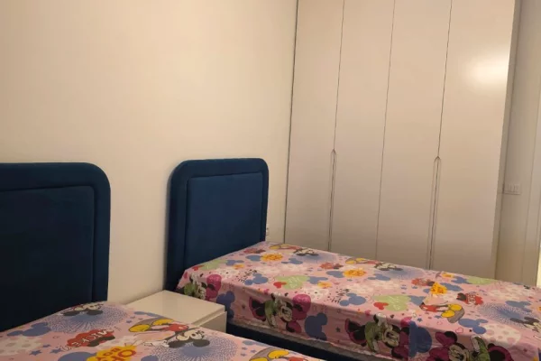 Shtepi me qera Apartament ne Tirane, 2+1, Mobilimi E mobiluar, Pagesa 850  Euro.
