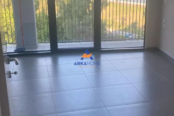 JEPET AMBJENT ME QIRA REZIDENCA LAKE VIEW 