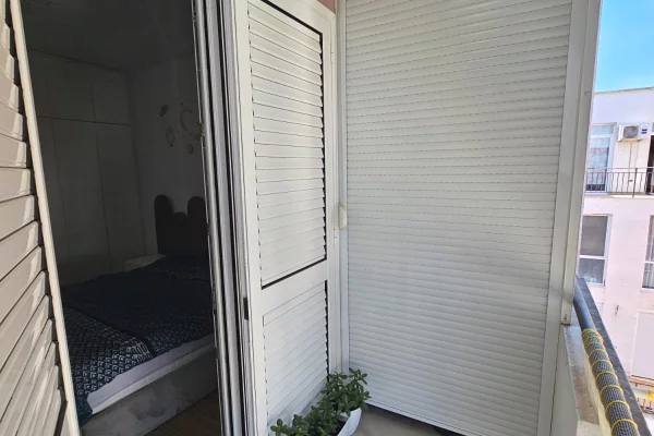 Shtepi ne shitje Apartament ne Tirane, 2+1, Mobilimi E mobiluar, Pagesa 18,000,000  Leke.
