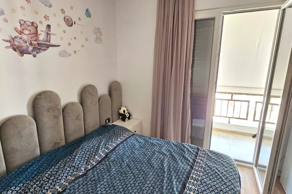 Shtepi ne shitje Apartament ne Tirane, 2+1, Mobilimi E mobiluar, Pagesa 18,000,000  Leke.