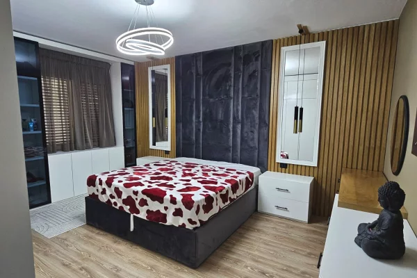 Shtepi me qera Apartament ne Tirane, 2+1, Mobilimi E mobiluar, Pagesa 75,000  Leke.