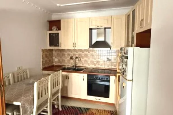 House for Rent Apartment in Tirana, 2+1, Furniture Furnished, Payment 45,000  Leke.