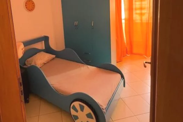 House for Rent Apartment in Tirana, 2+1, Furniture Furnished, Payment 45,000  Leke.