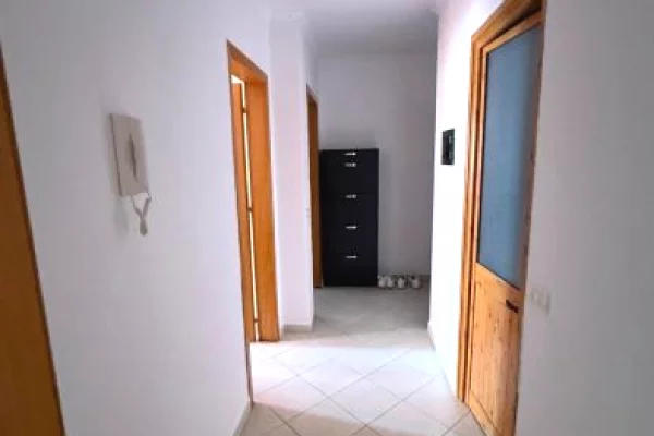 House for Rent Apartment in Tirana, 2+1, Furniture Furnished, Payment 45,000  Leke.