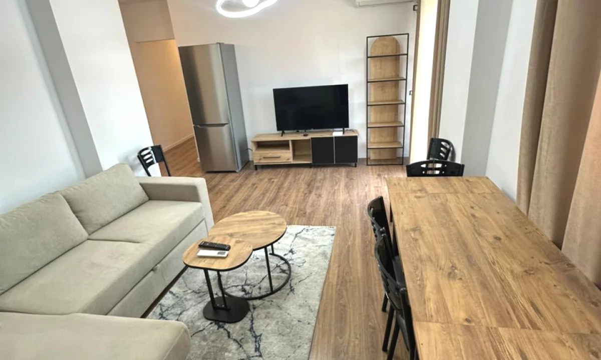 Shtepi me qera Apartament ne Tirane, 2+1, Mobilimi E mobiluar, Pagesa 550  Euro.