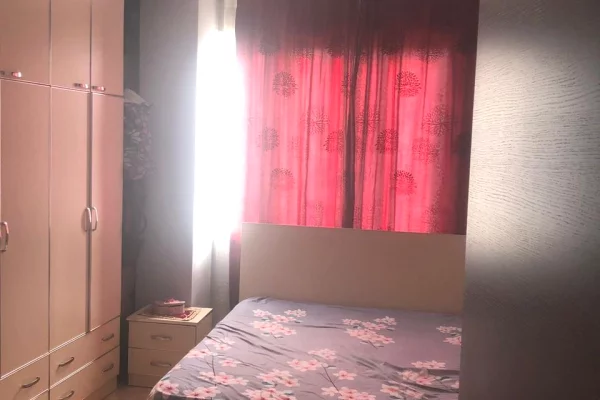 Shtepi ne shitje Apartament ne Tirane, 1+1, Mobilimi E mobiluar, Pagesa 10,500,000  Leke.