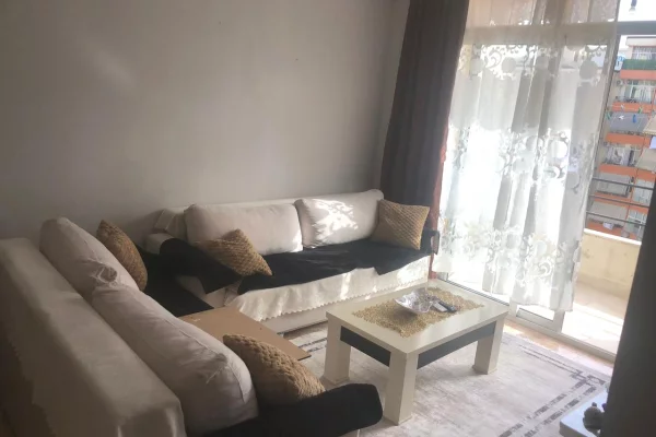 Shtepi ne shitje Apartament ne Tirane, 1+1, Mobilimi E mobiluar, Pagesa 10,500,000  Leke.